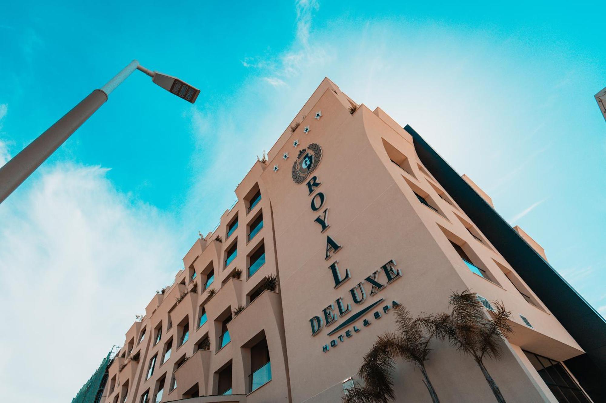 Hotel Royal G Deluxe Škalngur Exteriér fotografie