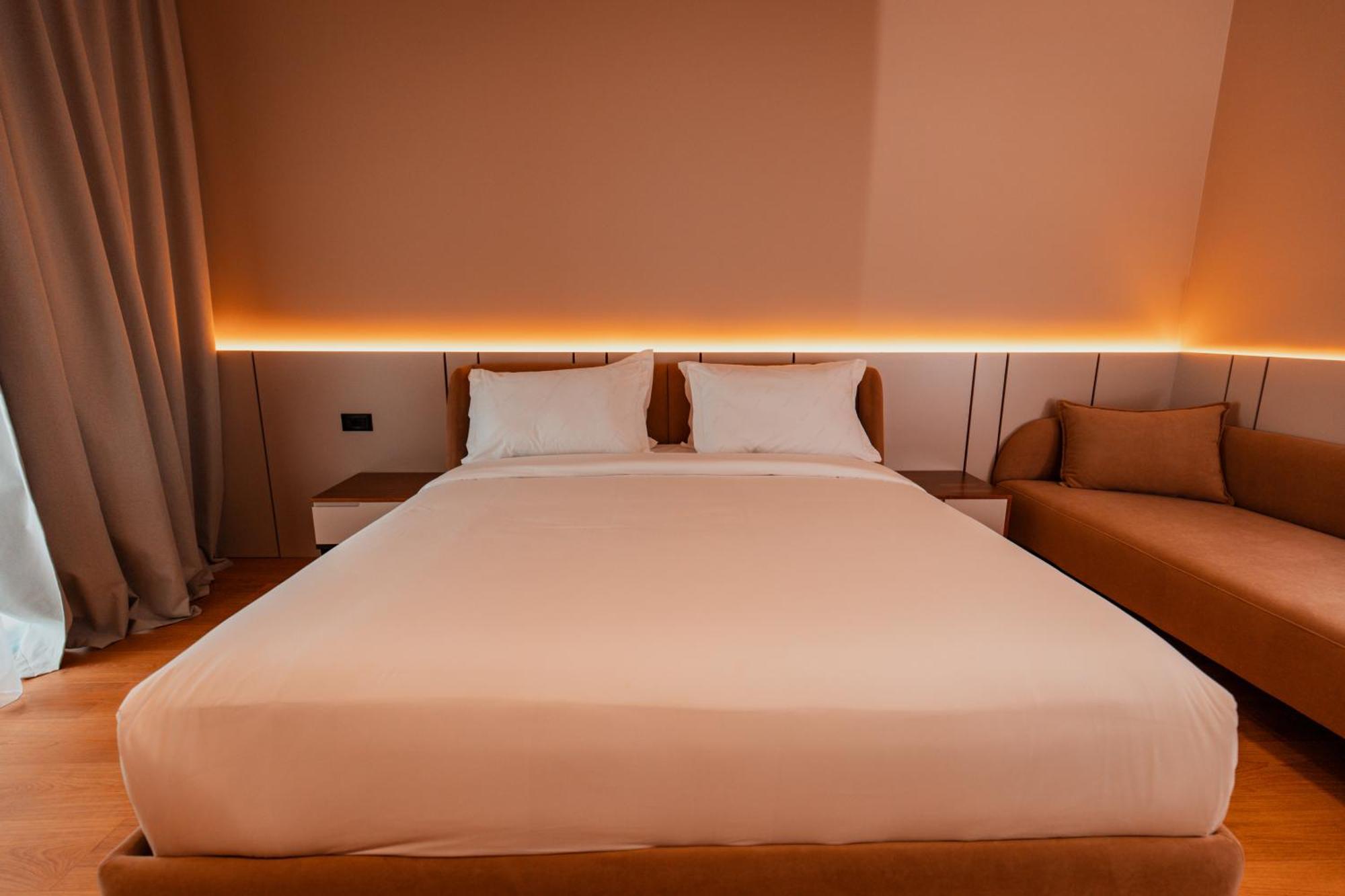 Hotel Royal G Deluxe Škalngur Exteriér fotografie